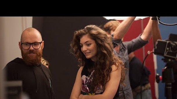 Lorde : les backstages de son shooting pour Vogue !