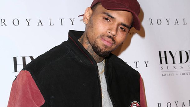 Chris Brown : de retour avec «Grass Ain’t Greener»!