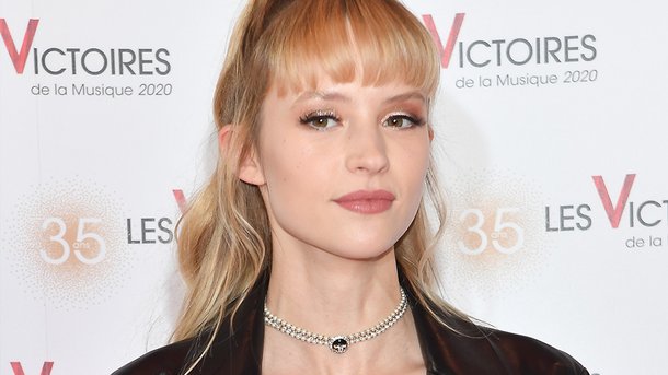 Angèle élue artiste européenne de moins de 30 ans la plus influente par Forbes