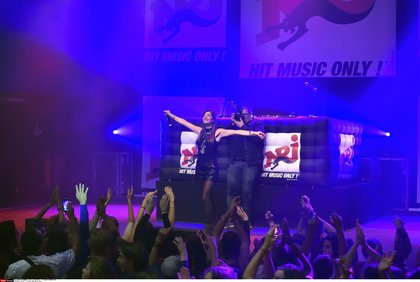 NRJ Music Tour Paris 2015 - DJ Oriska