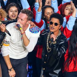 2016, le groupe enflamme la mi-temps du Super Bowl