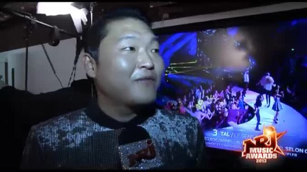 VIDEO : PSY remporte 2 NRJ Music Awards