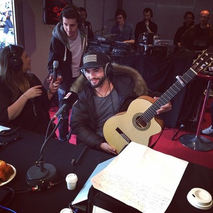 Manu dans le 6/9 NRJ Music Awards 2014