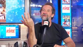Stéphane De Groodt fait le pitch du film "Champagne" .. et aussi celui du film "Top Gun" avec Tom Cruise