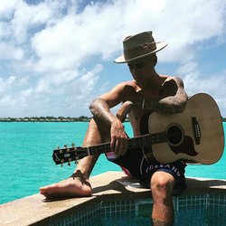 justin-bieber-a-bora-bora