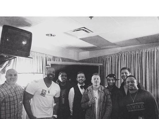 justin-timberlake-macklemore-les-seahawks-c-instagra