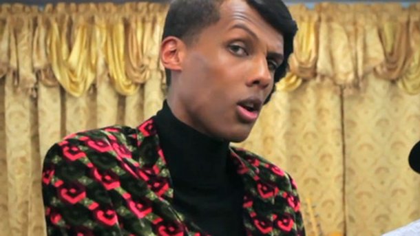 Stromae: il se marie avec lui-même pour une nouvelle leçon à Los Angeles!