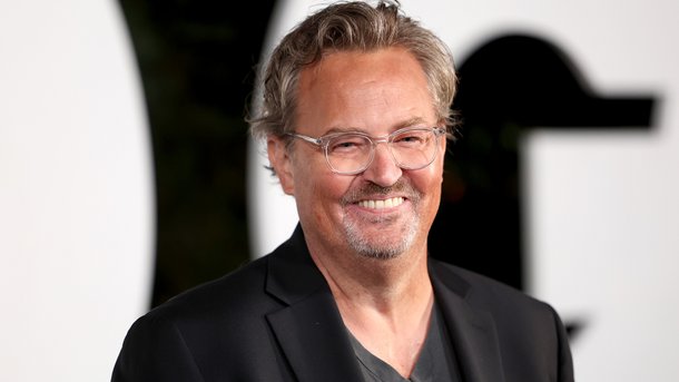 Matthew Perry fait son mea culpa après ses propos sur Keanu Reeves