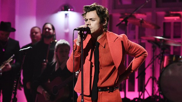 Harry Styles révèle l'identité de son premier crush amoureux!