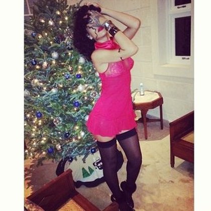 Rihanna : sexy pour Noël !