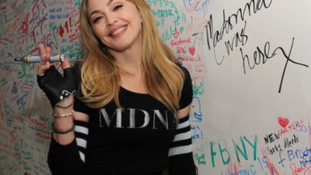 Madonna veut faire un duo avec Adele