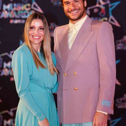 Amir et sa femme - Tapis Rouge des NRJ Music Awards 2022
