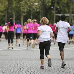 La team Fitnext/Chérie FM lors de la Parisienne