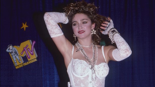 Madonna : Quand la Reine de la pop réinvente la mode aux MTV Video Music Awards !