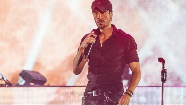 Le saviez-vous? Le clip de "Tonight (I'm Fucking You)" d'Enrique Iglesias a été censuré par le CSA