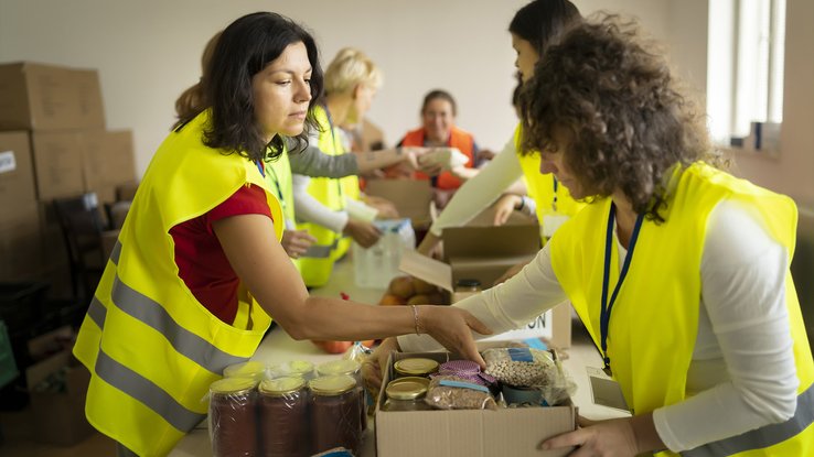Les infos du Réveil Chérie : un collège a remplacé les heures de colle par du bénévolat aux Restos du Coeur !