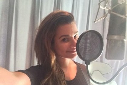 Lea Michele ‏: In the studio! Working on a very exciting new project today! 