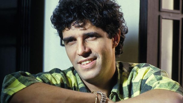 Comment la comédie musicale Hair a lancé la carrière de Julien Clerc