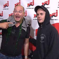 Justin Bieber chez NRJ : les photos des coulisses!