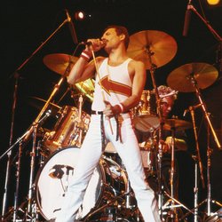 Freddie Mercury : retour sur ses meilleurs looks