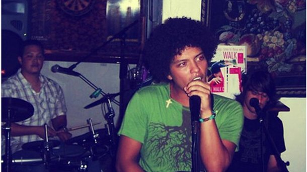 Bruno Mars : son nouveau hit serait "la meilleure chanson de tous les temps"!