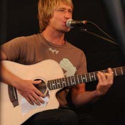  Tom-Frager03