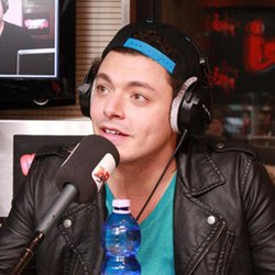 Lundi 05 novembre aves Psy et Kev Adams