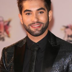 Kendji Girac : sa barbe sculptée met son visage en valeur