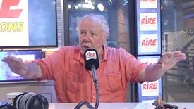 Marc Jolivet : dans sa bio express sonore, il est question de Johnny Hallyday, de Daniel Balavoine et de la pluie qui s'arrête de tomber !