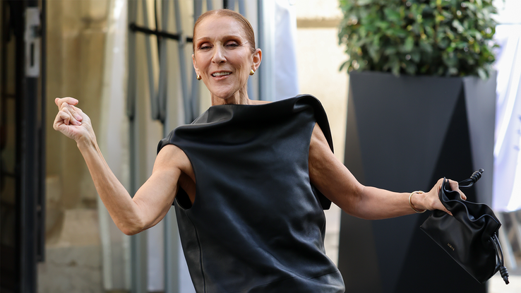 Céline Dion chante avec ses fans en attendant son grand retour sur scène