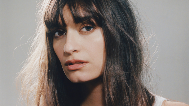 "Mon Sang" : Clara Luciani revient avec un album tendre et intime