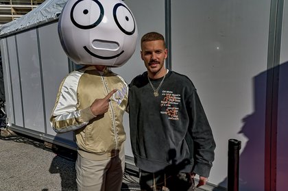 SAM et M Pokora - Manu dans le 6/9