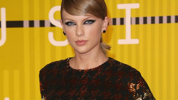 Taylor Swift: découvrez qui est son amie la plus honnête!