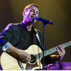 Cris Cab @ NRJ Music Tour de Paris