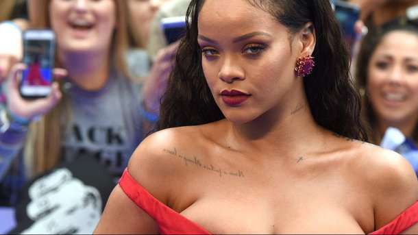 Rihanna: retour sur le clip très hot de "Pour It Up"
