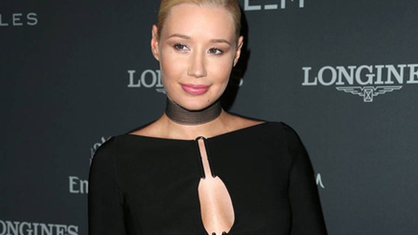 Iggy Azalea: sort un nouveau single intitulé «Switch»