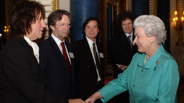 Le rock explose, Elizabeth II compose