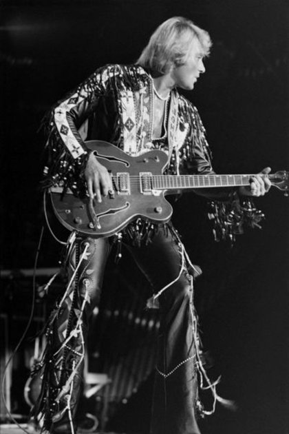 Johnny Hallyday et ses costumes à franges