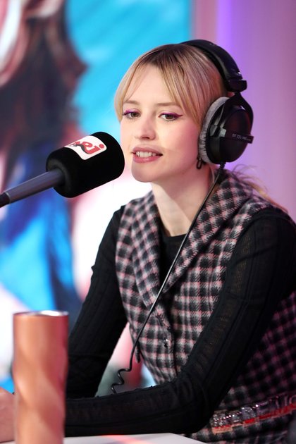 Angèle en direct NRJ Radio Stream