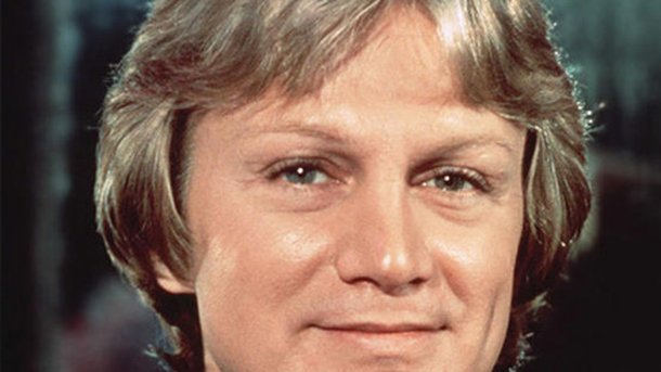 Claude François: famille, proches et fans réunis pour les 40 ans de sa mort