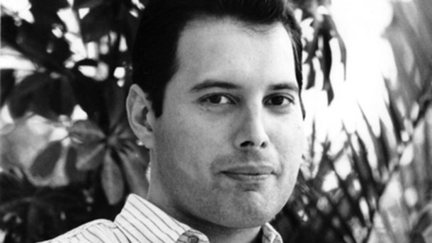 Freddie Mercury : une étoile à son nom pour son anniversaire!