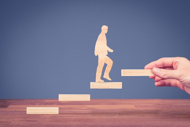 Pourquoi se tourner vers les métiers du conseil en début de carrière ?