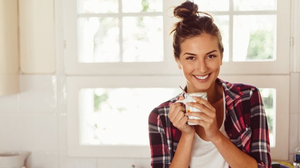 Les infos du Réveil Chérie : pourquoi vous sentez-vous de meilleure humeur le matin que le soir, selon une étude ?