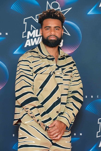 Paul Russell -TAPIS ROUGE - NRJ MUSIC AWARDS 2023
