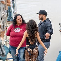 Lauren Jauregui et Ally Brooke des Fifth Harmony à Malibu sur le tournage du clip de "All In My Head"