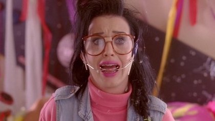 Katy Perry dans le clip "Last Friday Night"