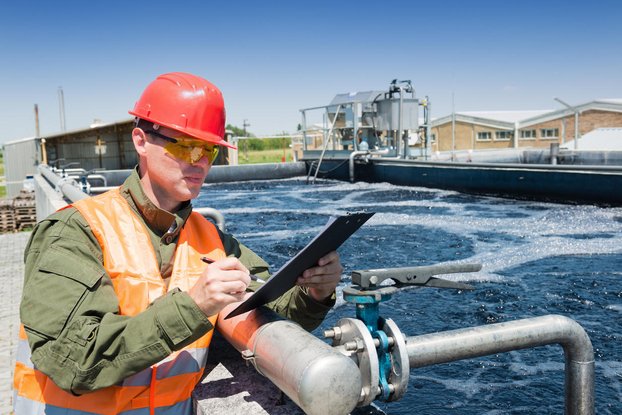 L’eau et les déchets  s’orienter dans l’environnement pour aider la planète
