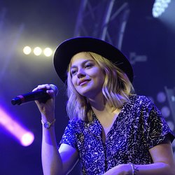 Louane - NRJ Music Tour Compiègne 2016