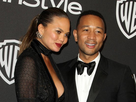 chrissy-teigen-et-john-legend