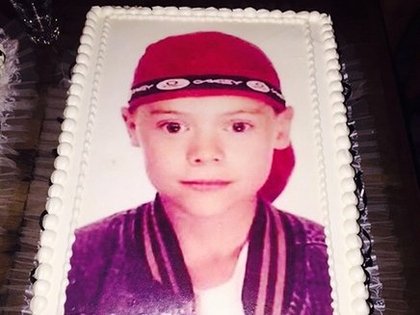 le-gateau-d-anniversaire-d-harry-styles